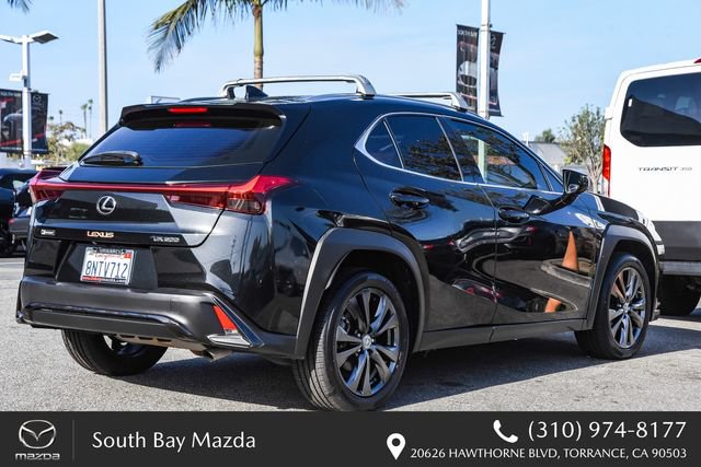 Used 2019 Lexus UX 200 F Sport w/ F Sport Premium Package FWD image 8