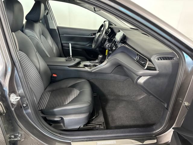 Used 2024 Toyota Camry SE image 28
