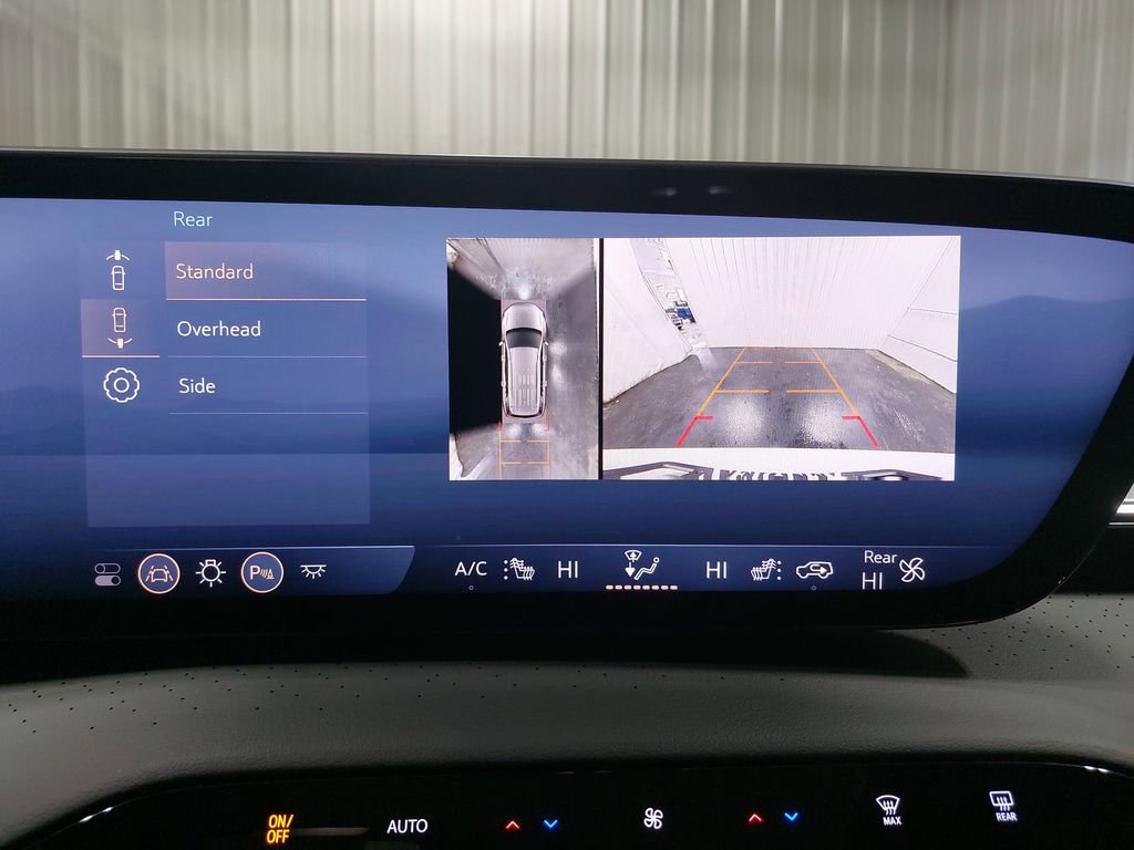 Used 2025 Buick Enclave Avenir w/ Super Cruise Package image 27