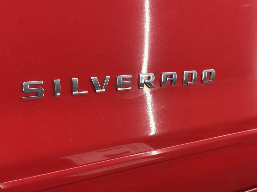 Used 2017 Chevrolet Silverado 1500 LT w/ All Star Edition AWD/4WD image 25