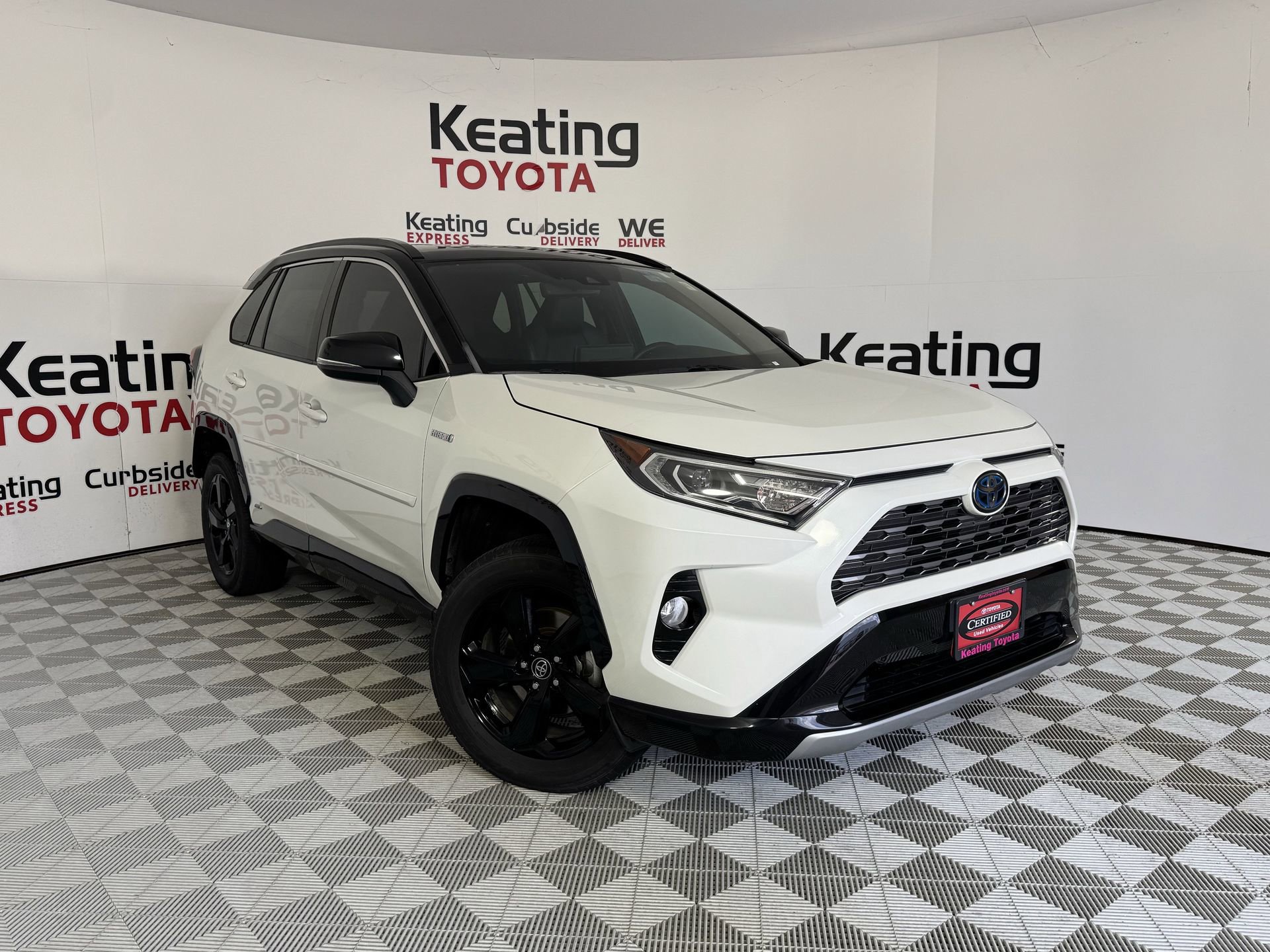 Certified 2020 Toyota RAV4 XSE AWD/4WD image 3