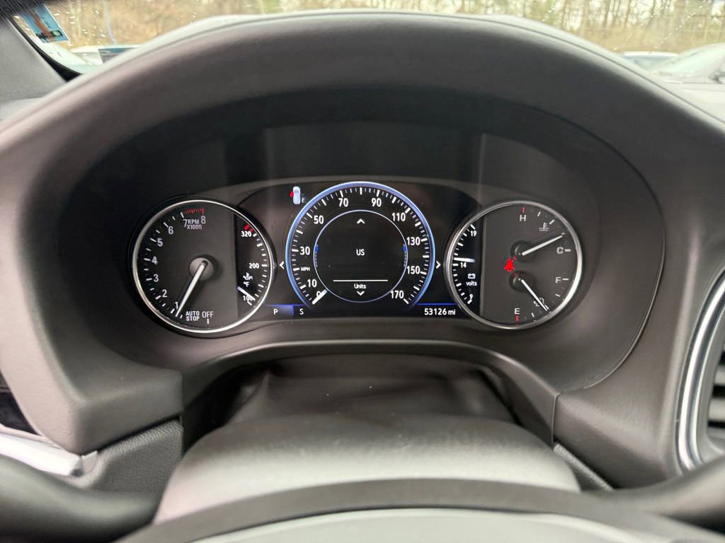 Used 2023 Buick Enclave Avenir image 16