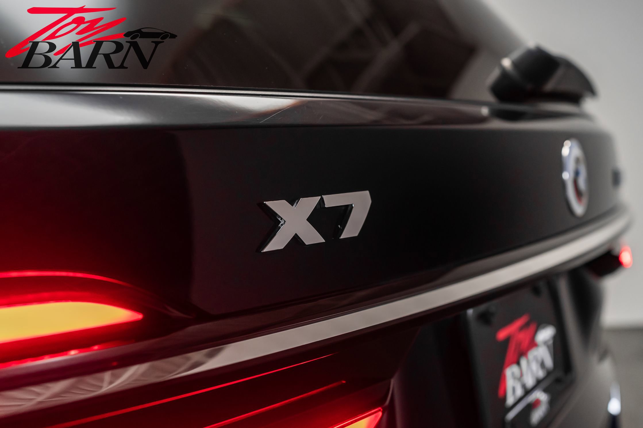 Used 2023 BMW X7 M60i w/ Executive Package image 12