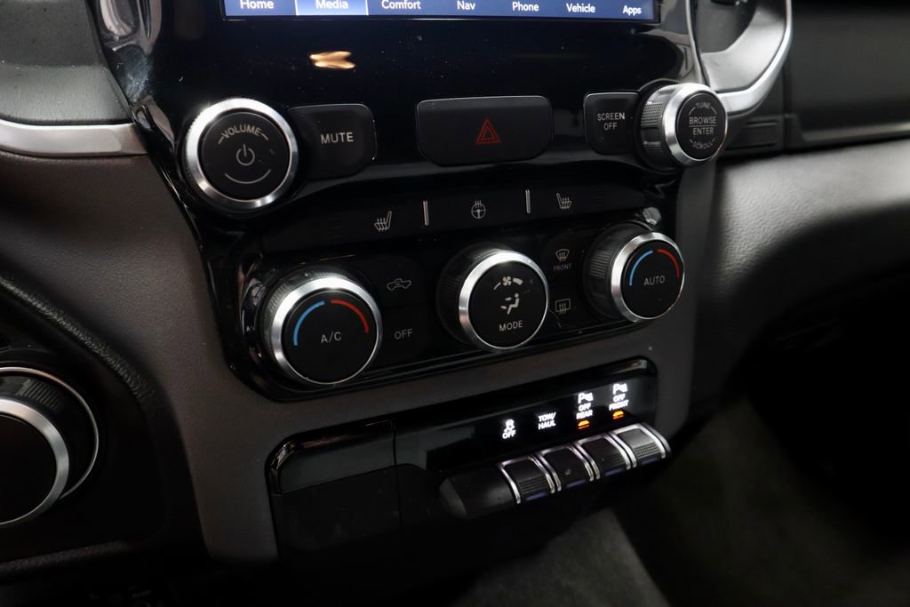 Used 2022 RAM 1500 Big Horn AWD/4WD image 34