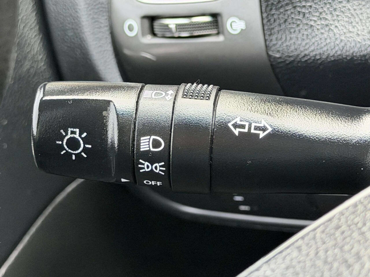 Used 2017 Kia Forte LX image 31