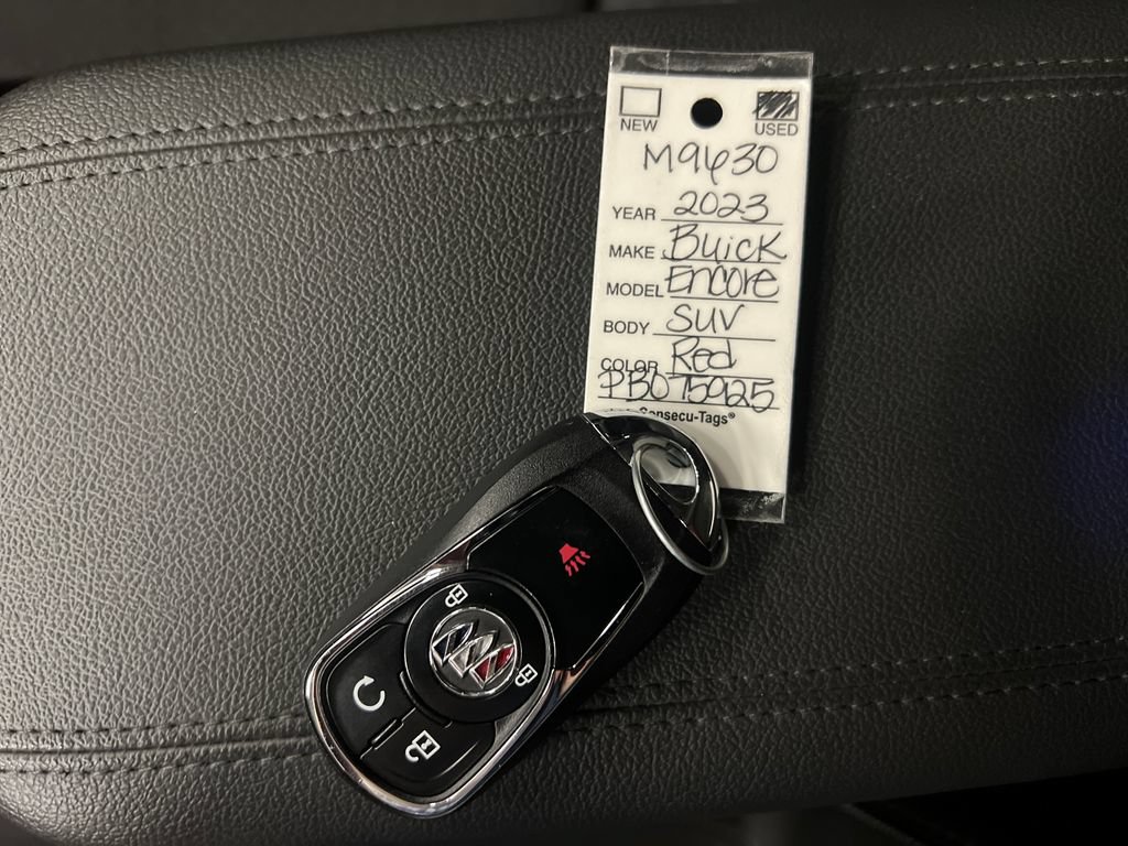 Used 2023 Buick Encore GX Select AWD/4WD image 29