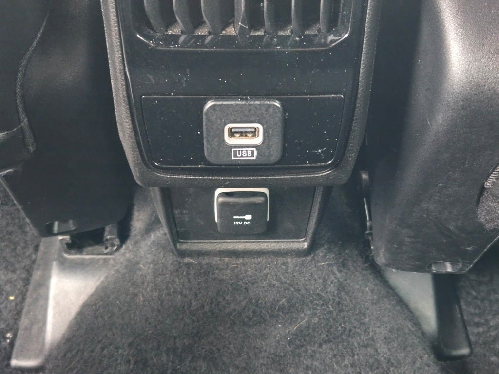 Used 2025 Jeep Compass Trailhawk AWD/4WD image 18