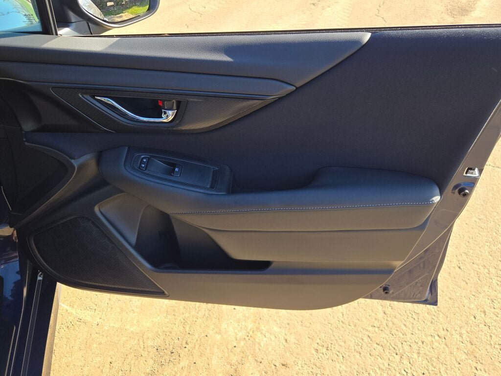 Used 2025 Subaru Legacy Premium AWD/4WD image 6