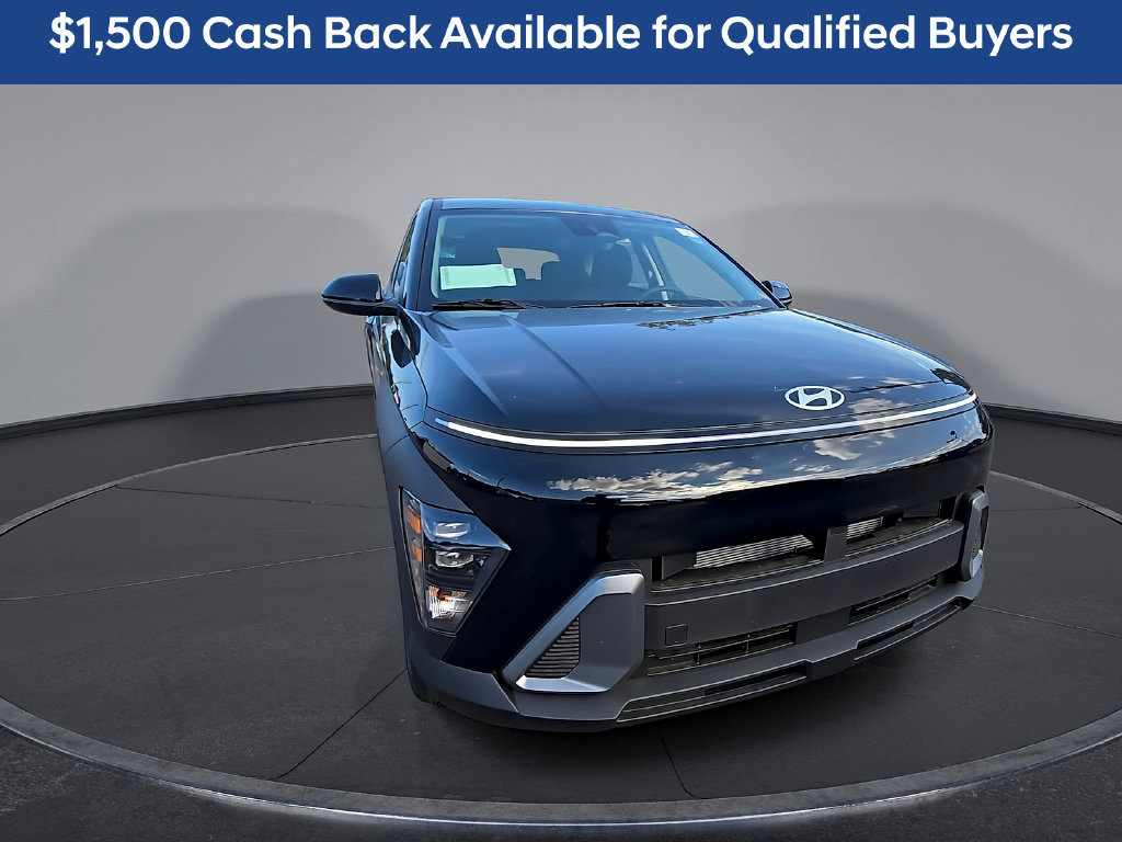New 2027 Hyundai Kona SE FWD image 2