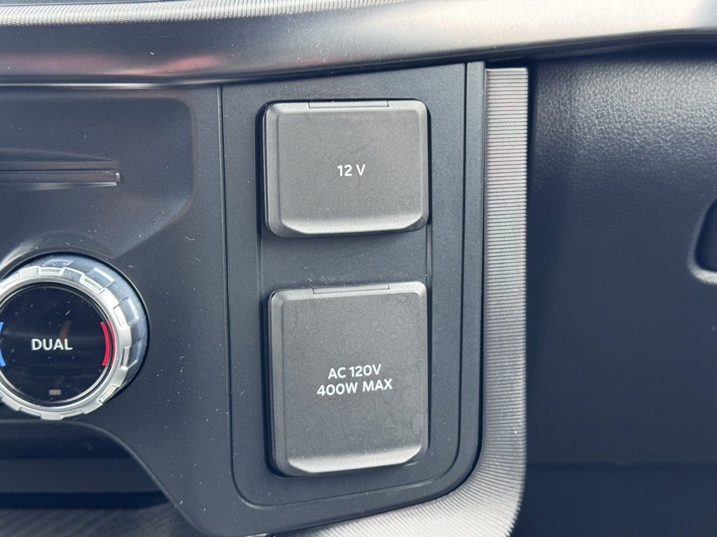 Used 2022 Ford F150 Platinum w/ Equipment Group 701A High image 39