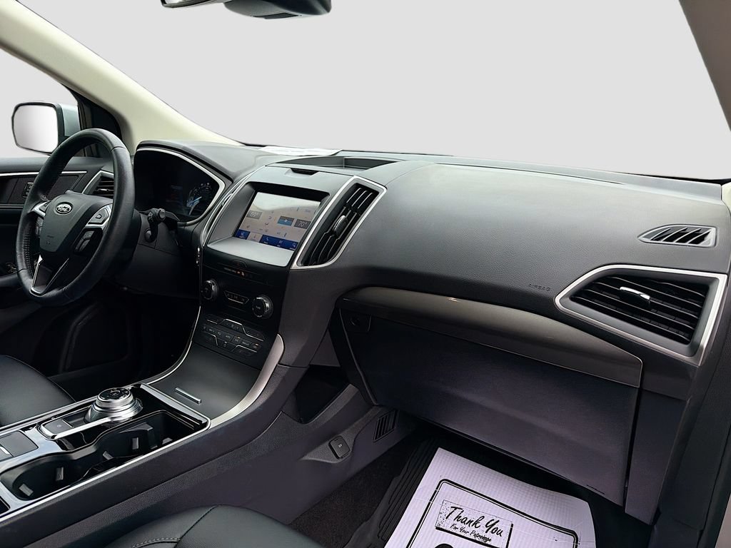 Used 2020 Ford Edge SEL w/ Cold Weather Package AWD/4WD image 30