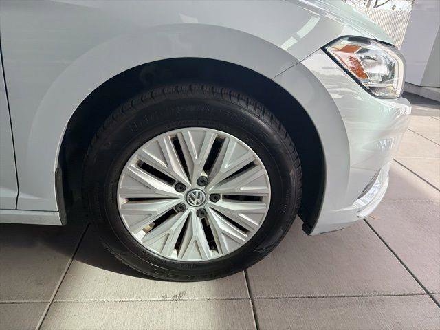 Used 2019 Volkswagen Jetta S image 14