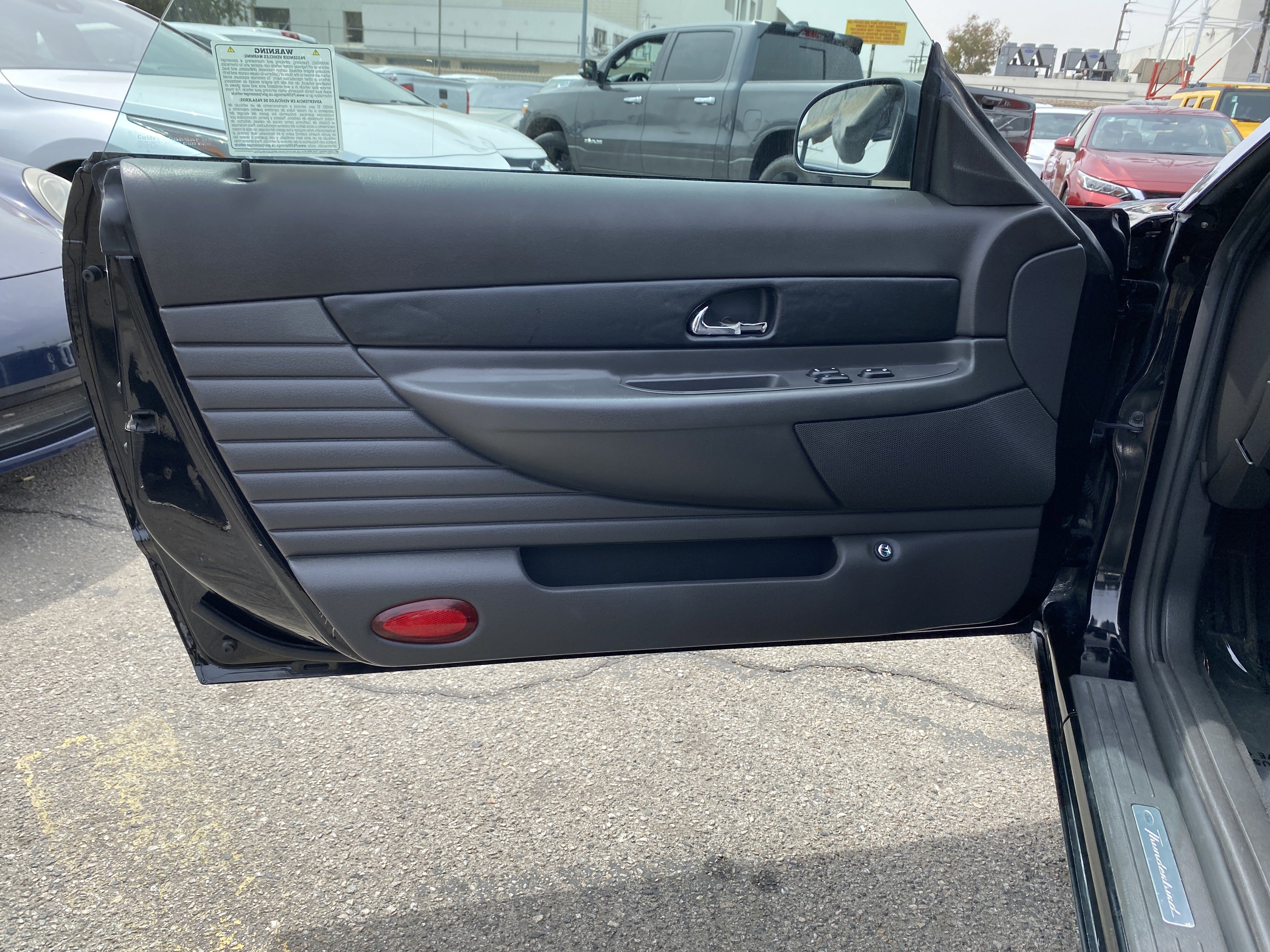 Used 2002 Ford Thunderbird image 16