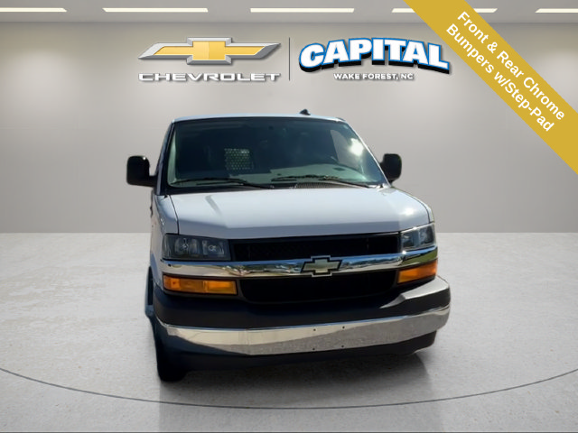 Used 2025 Chevrolet Express 2500 w/ Driver Convenience Package RWD image 9