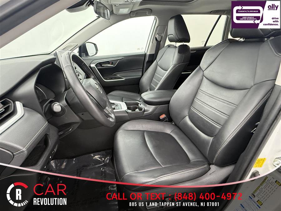 Used 2021 Toyota RAV4 XLE Premium AWD/4WD image 13