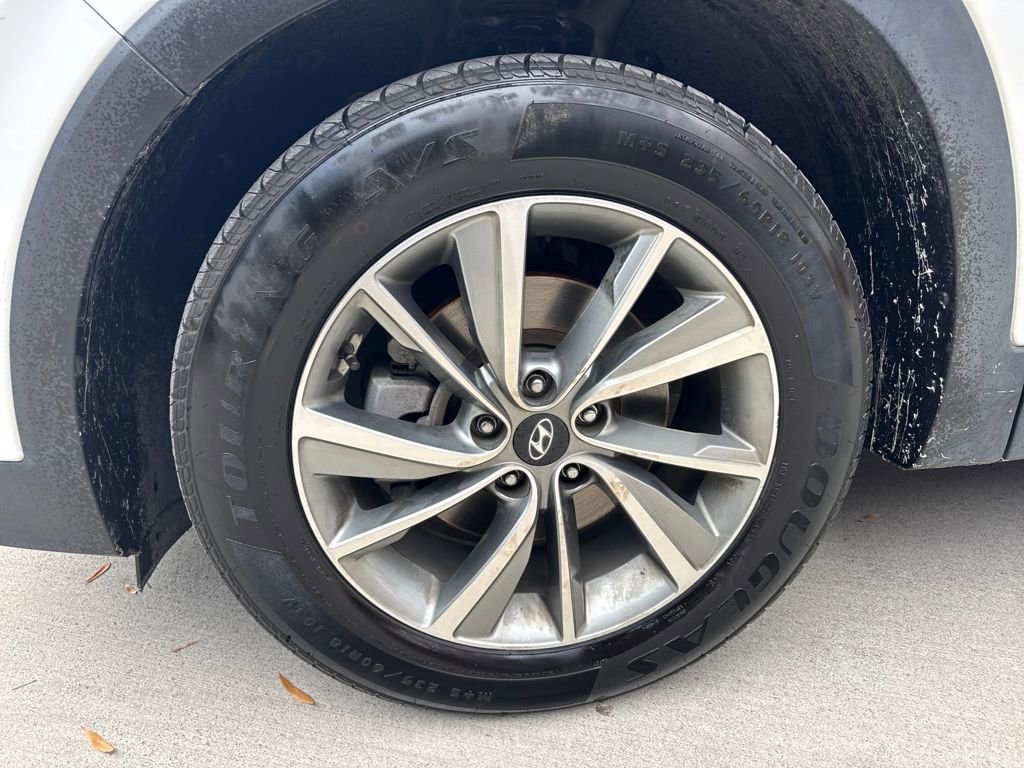 Used 2020 Hyundai Santa Fe SEL w/ Convenience + Premium Package image 11