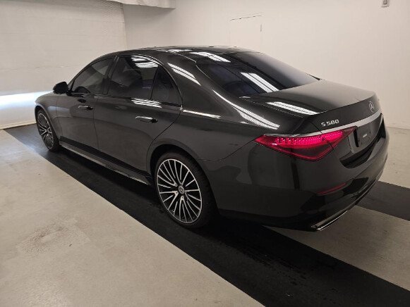 Used 2023 Mercedes-Benz S 580 4MATIC Sedan image 7
