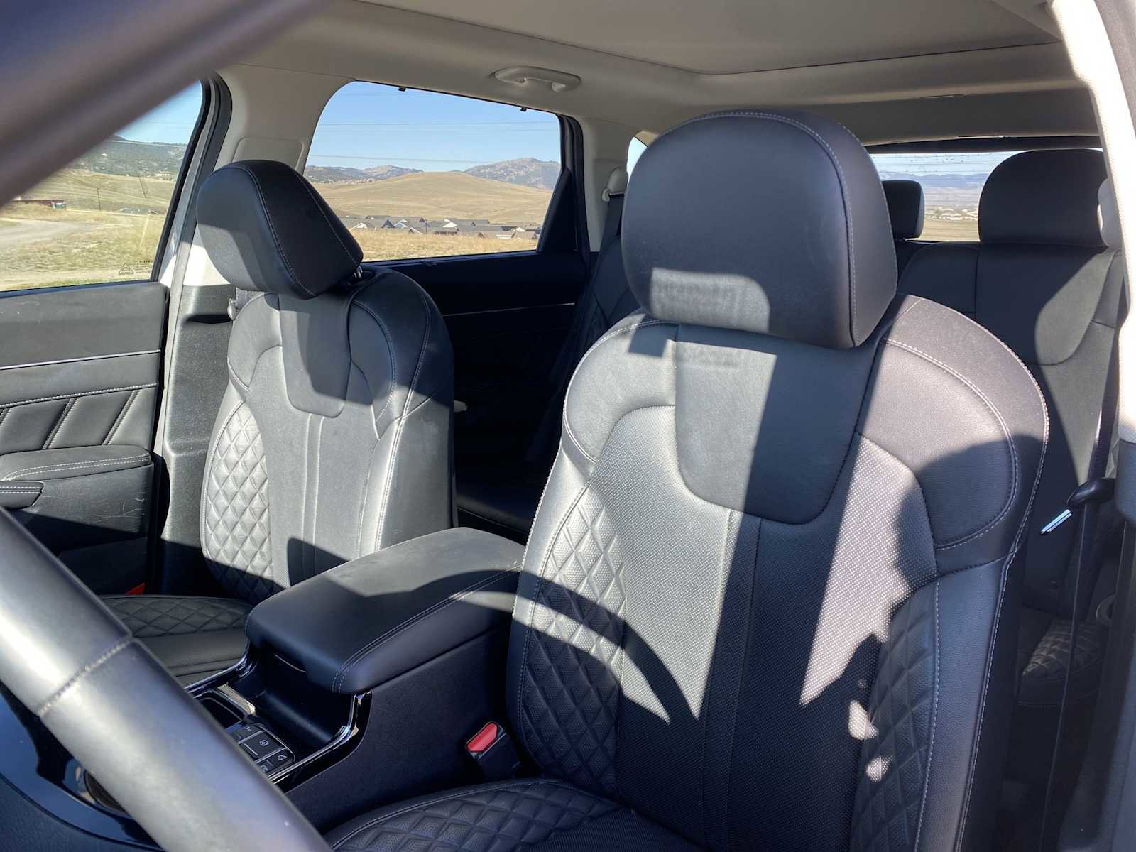 Used 2023 Kia Sorento SX image 19