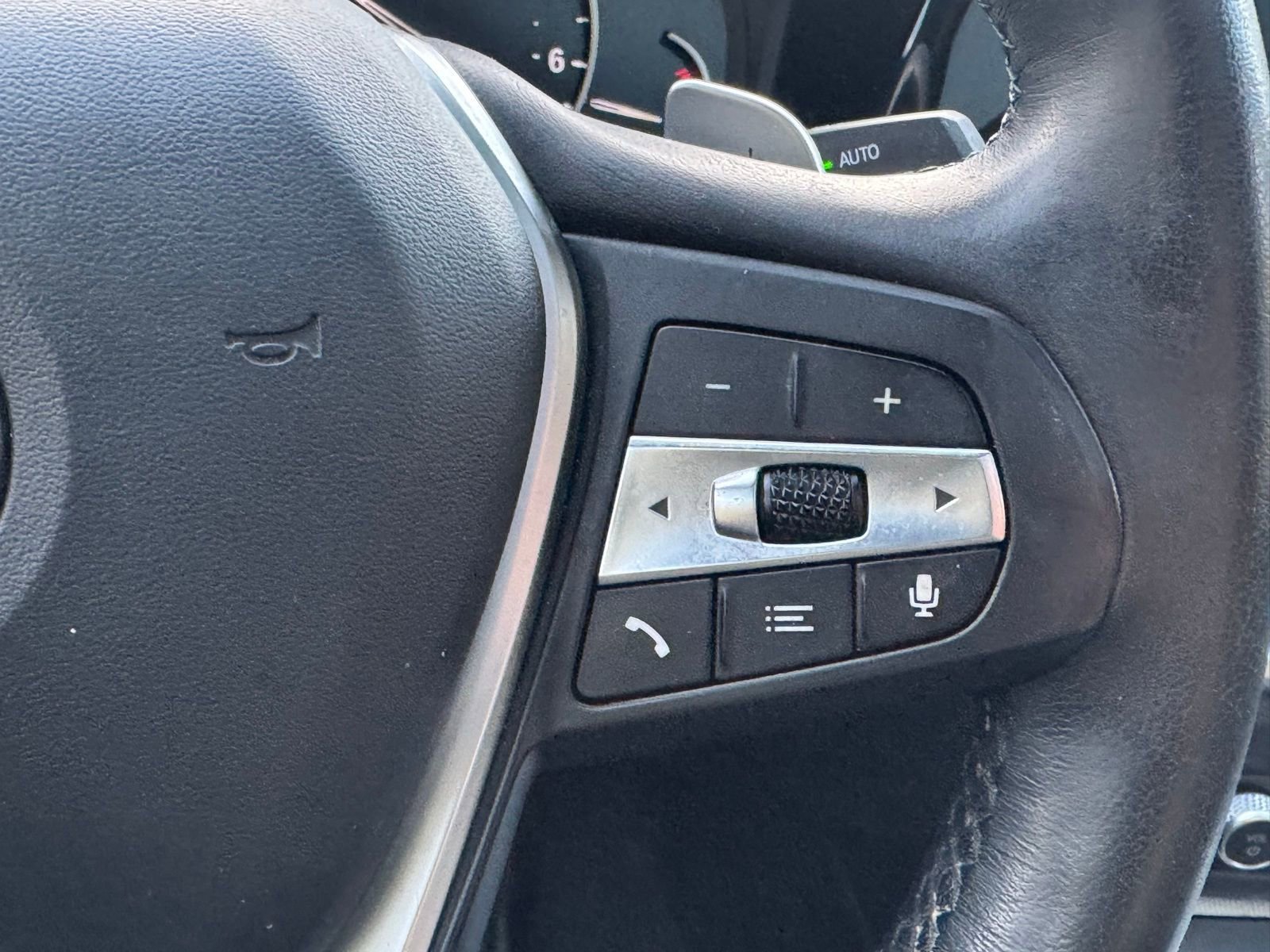 Used 2019 BMW 330i xDrive Sedan image 25