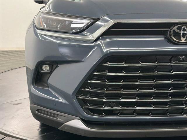 Certified 2026 Toyota Grand Highlander FWD image 9