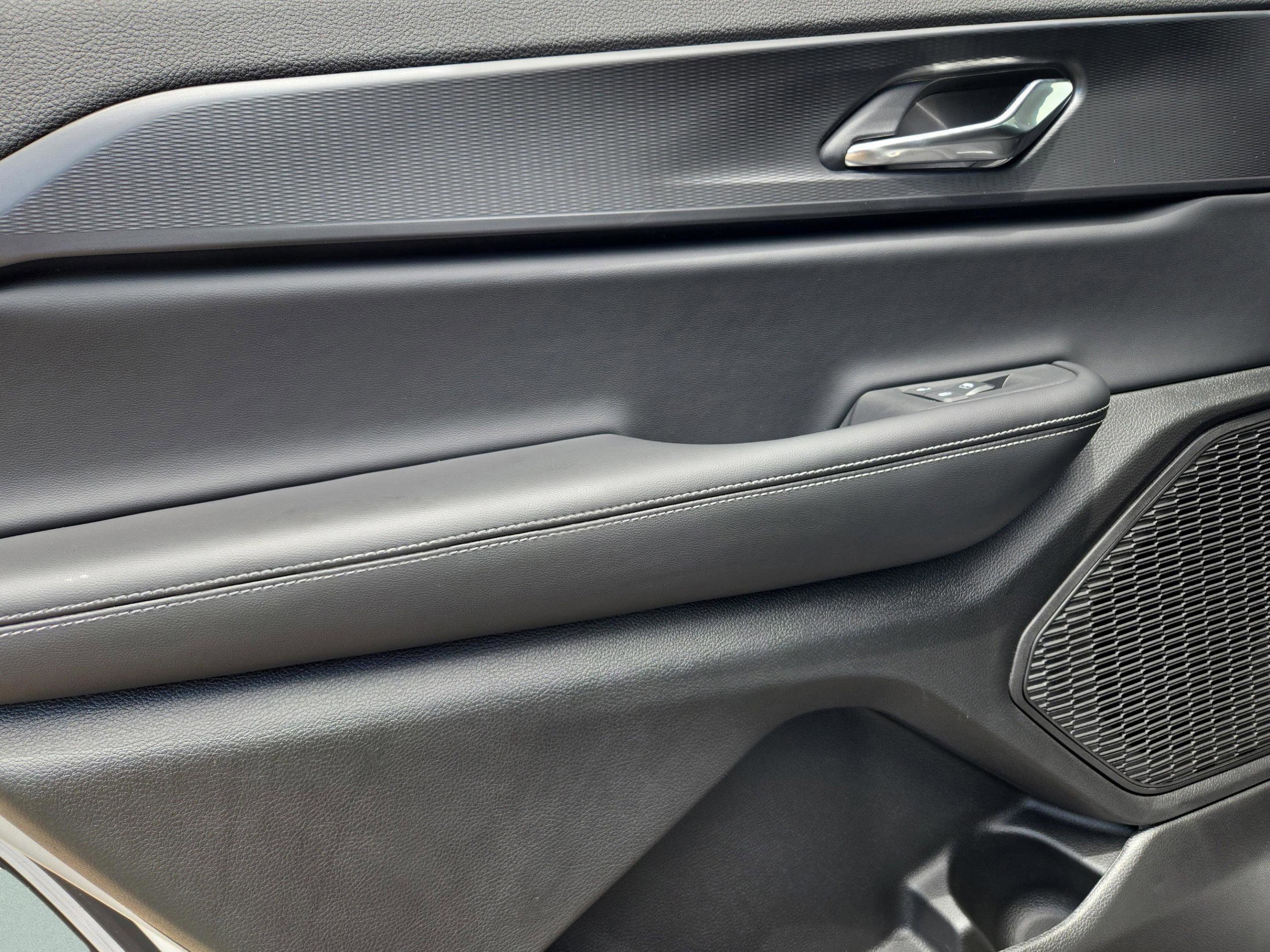 New 2025 Jeep Grand Cherokee L Altitude image 39