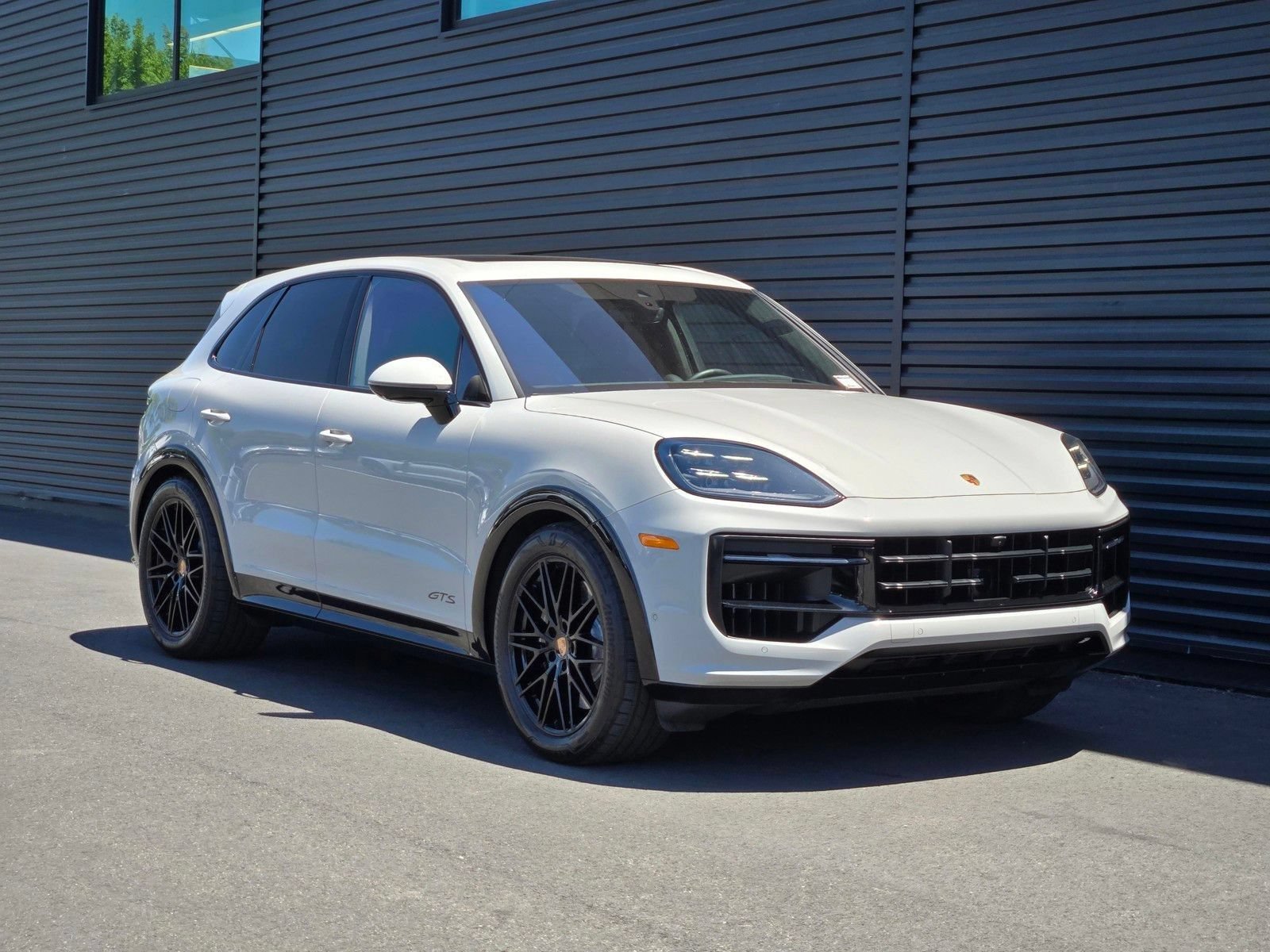 Certified 2026 Porsche Cayenne GTS AWD/4WD image 10