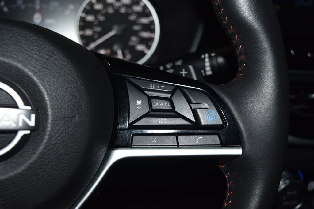 Certified 2024 Nissan Altima 2.0 SR image 8