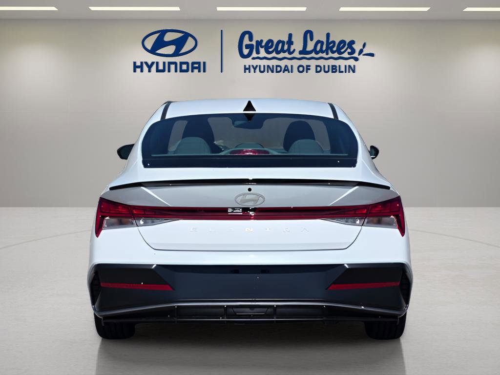 New 2026 Hyundai Elantra SEL Sport image 4