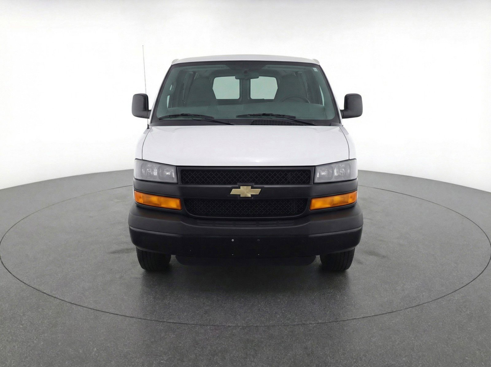 Used 2025 Chevrolet Express 3500 LT w/ LT Preferred Equipment Group image 2
