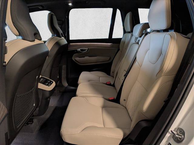 New 2026 Volvo XC90 B6 Core AWD/4WD image 17