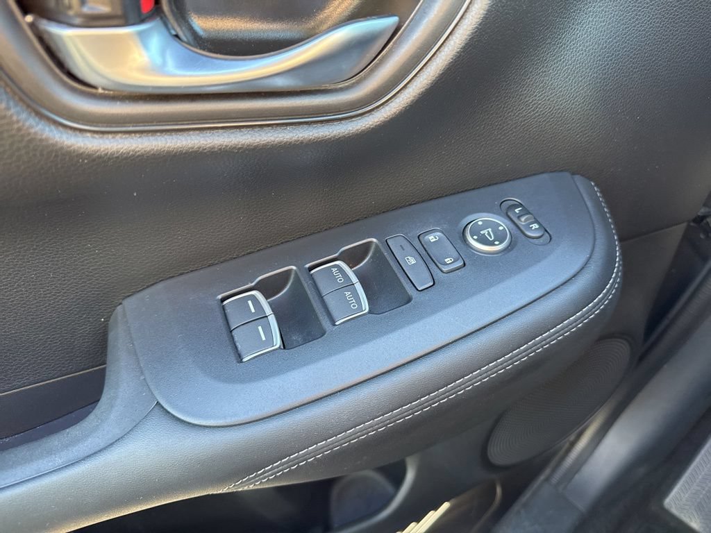 Certified 2024 Honda HR-V EX-L image 25