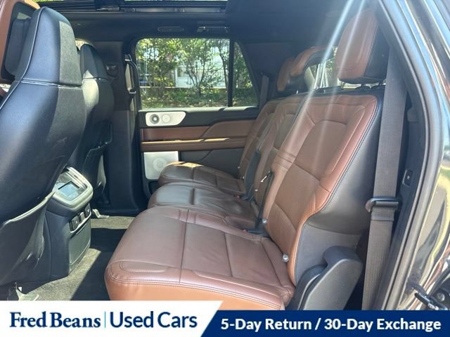 Used 2023 Lincoln Navigator L Reserve AWD/4WD image 16