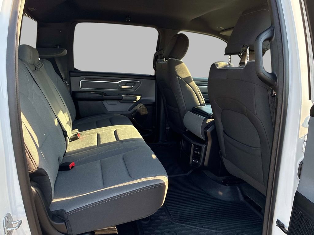 Used 2022 RAM 1500 Big Horn AWD/4WD image 9