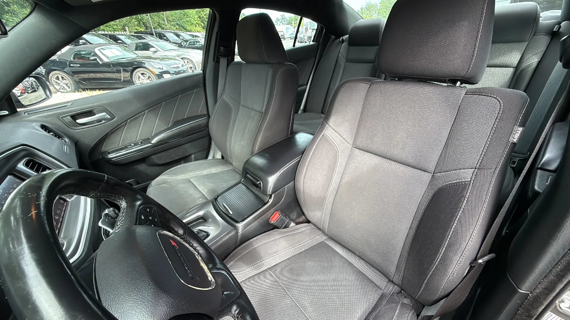 Used 2019 Dodge Charger SXT w/ Blacktop Package AWD/4WD image 14