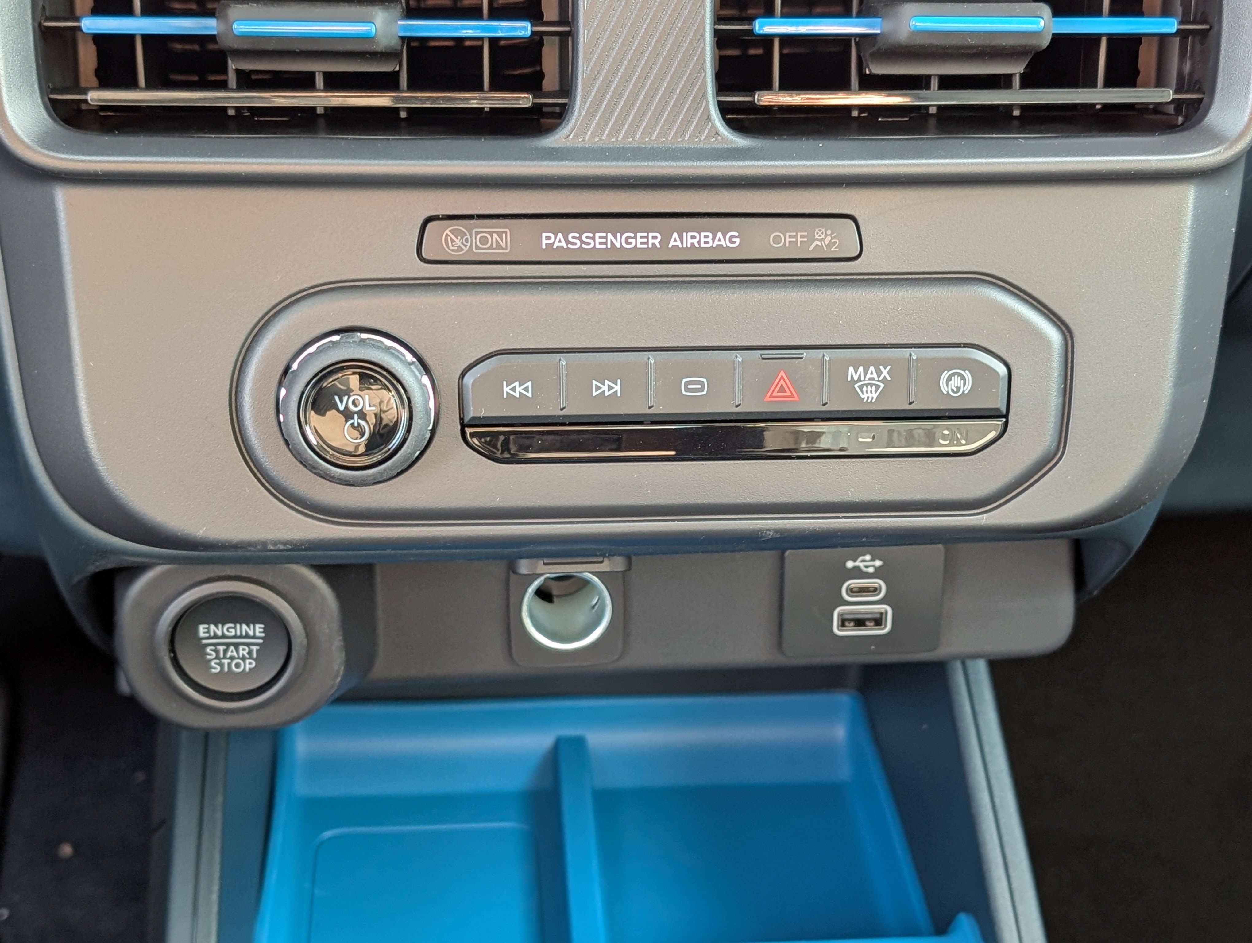 New 2026 Ford Maverick XLT w/ XLT Luxury Package AWD/4WD image 23