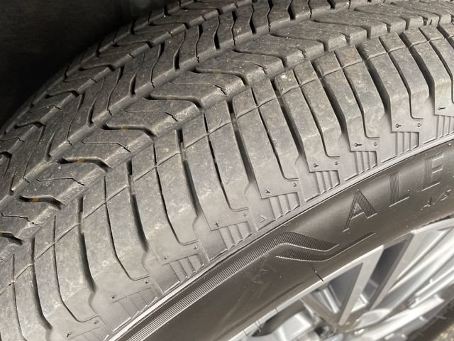 Certified 2026 Chevrolet Traverse LT AWD/4WD image 25