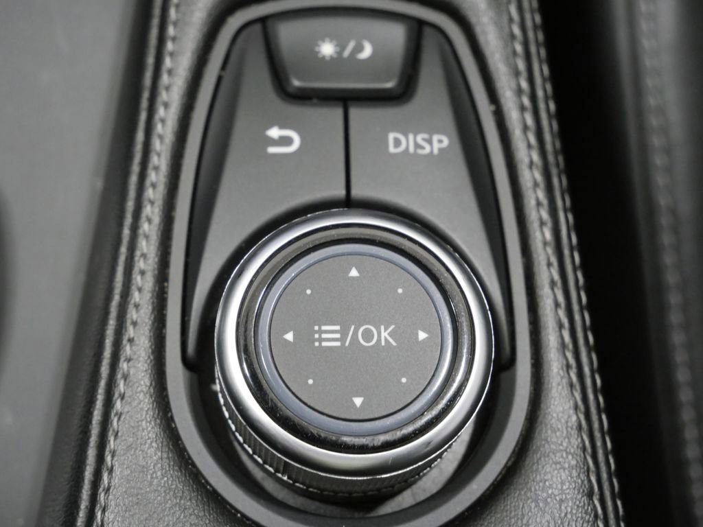 Used 2020 INFINITI QX50 Luxe AWD/4WD image 22
