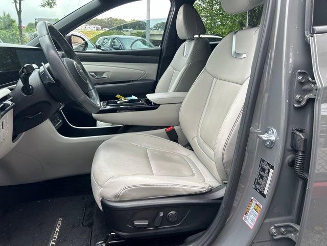 Used 2025 Hyundai Tucson Limited FWD image 9