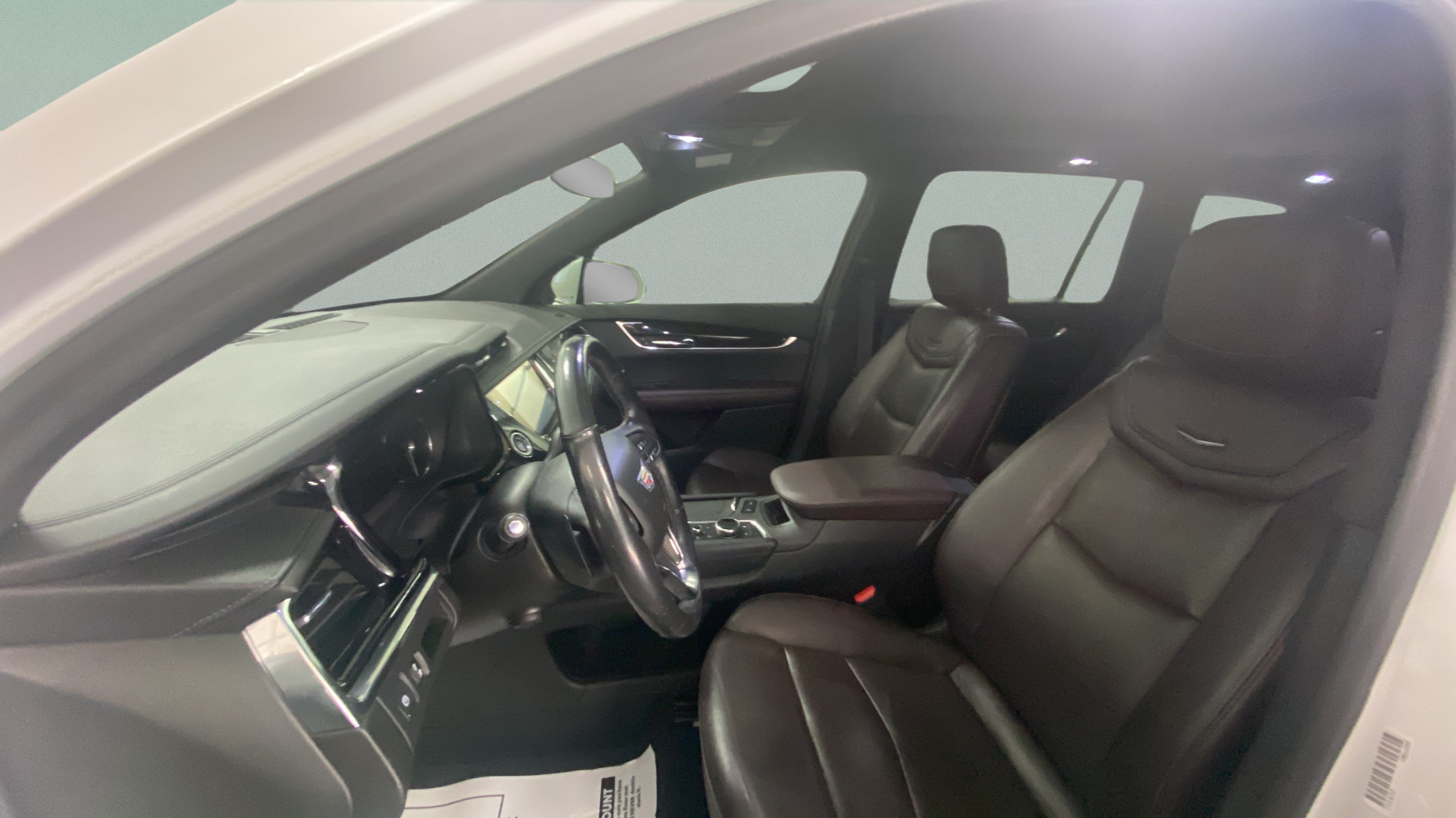 Used 2020 Cadillac XT6 Premium Luxury FWD image 14