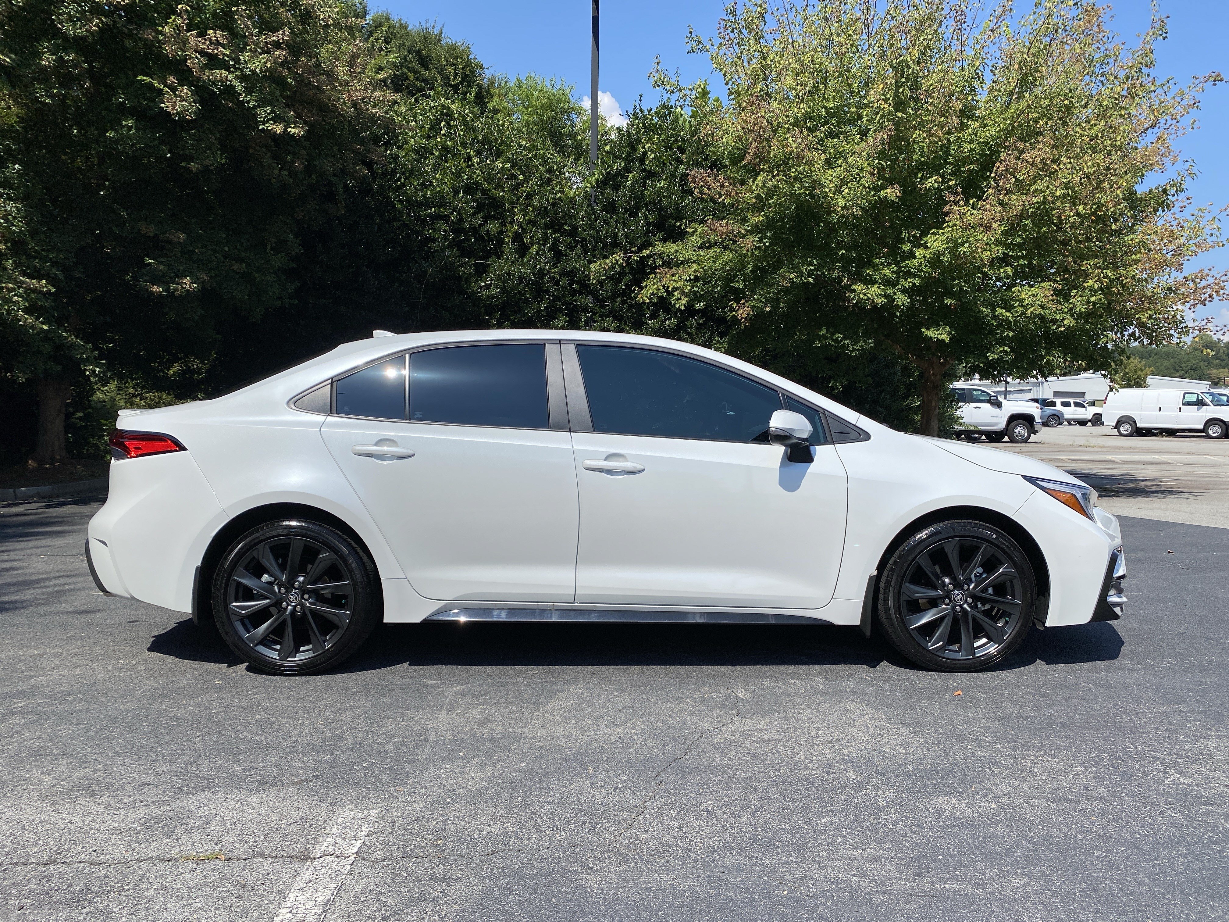 Used 2026 Toyota Corolla SE FWD image 10