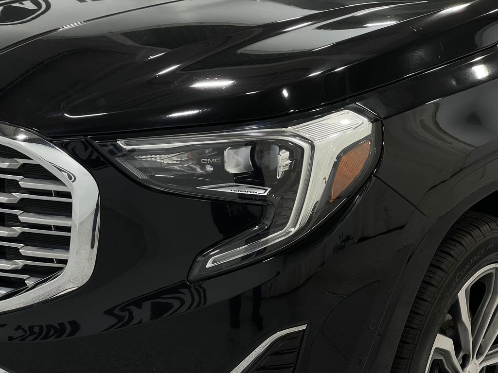 Used 2018 GMC Terrain Denali w/ Advanced Safety Package image 34