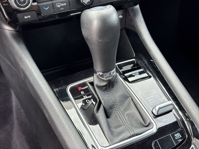 Used 2025 Jeep Compass Limited AWD/4WD image 26