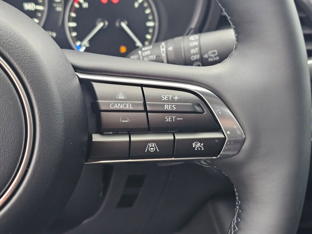 New 2026 MAZDA MAZDA3 Hatchback w/Premium Plus Pkg image 35