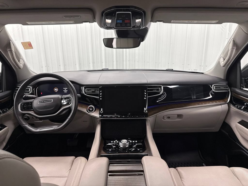 Used 2022 Jeep Grand Wagoneer Series I w/ Flexible Seating Group AWD/4WD image 15
