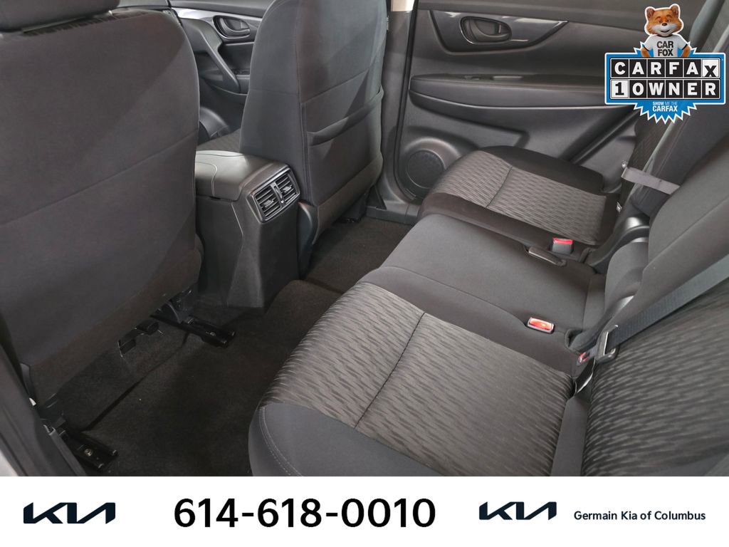 Used 2020 Nissan Rogue S image 19