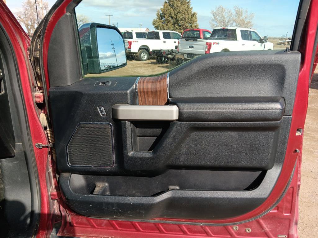 Used 2017 Ford F150 Lariat image 19