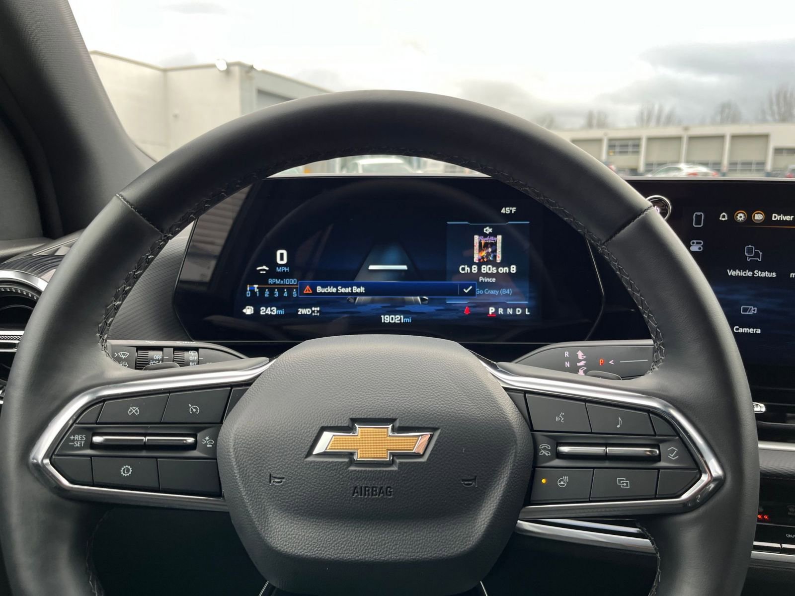 Used 2025 Chevrolet Equinox LT image 28