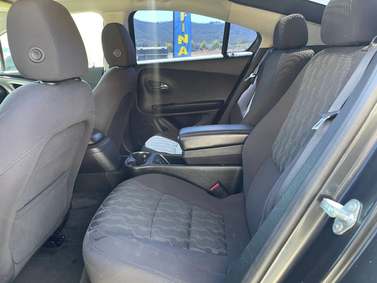 Used 2014 Chevrolet Volt w/ Enhanced Safety Package 1 FWD image 15