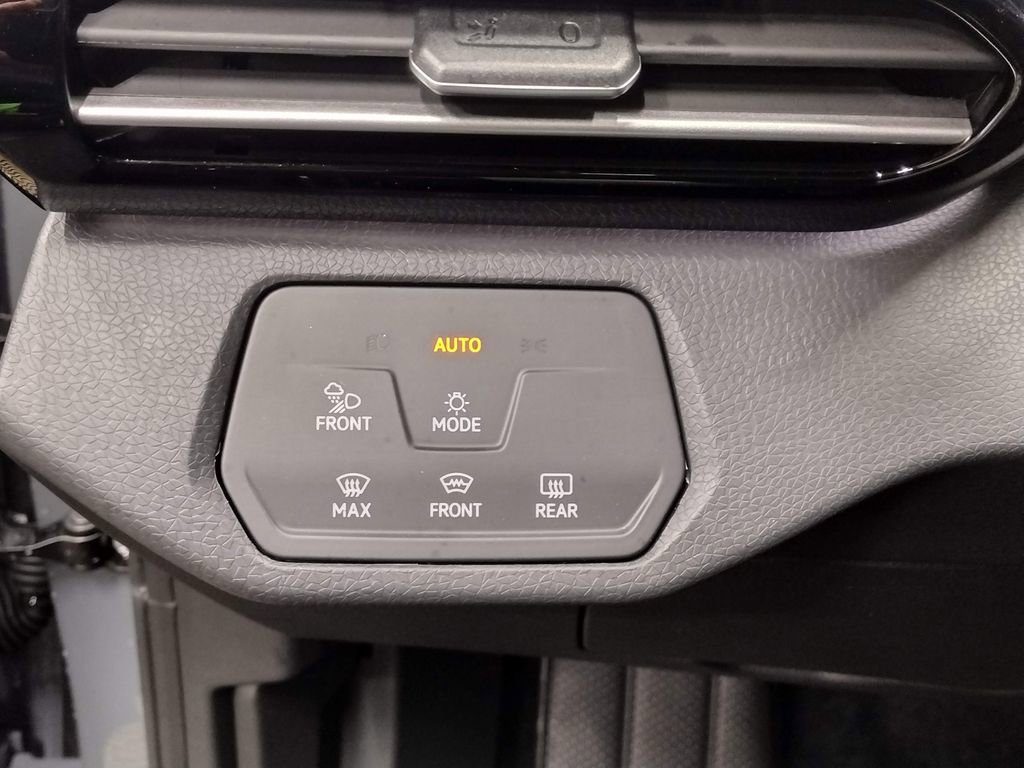 New 2025 Volkswagen ID.4 Pro S image 24