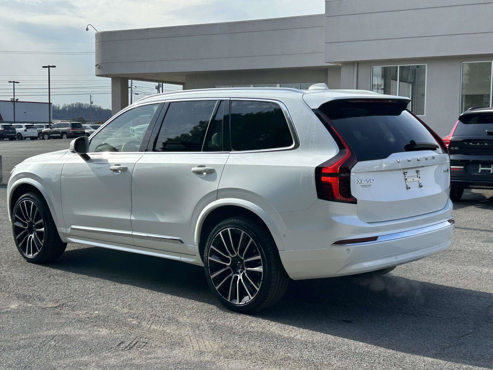 New 2026 Volvo XC90 B6 Plus AWD/4WD image 5